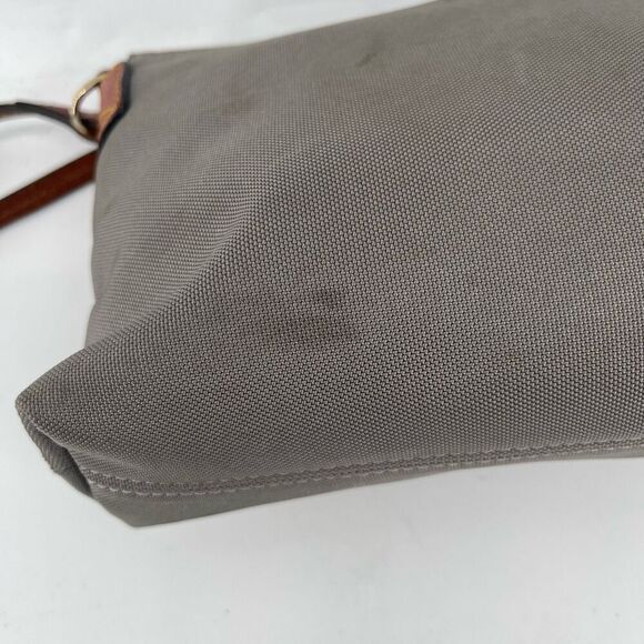 Dooney & Bourke Grey Nylon Crossbody Pouchette Bag – Everyday Essential - Picture 11 of 14